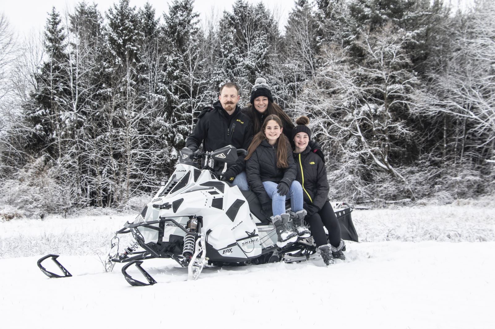 Skinz snowmobile clearance