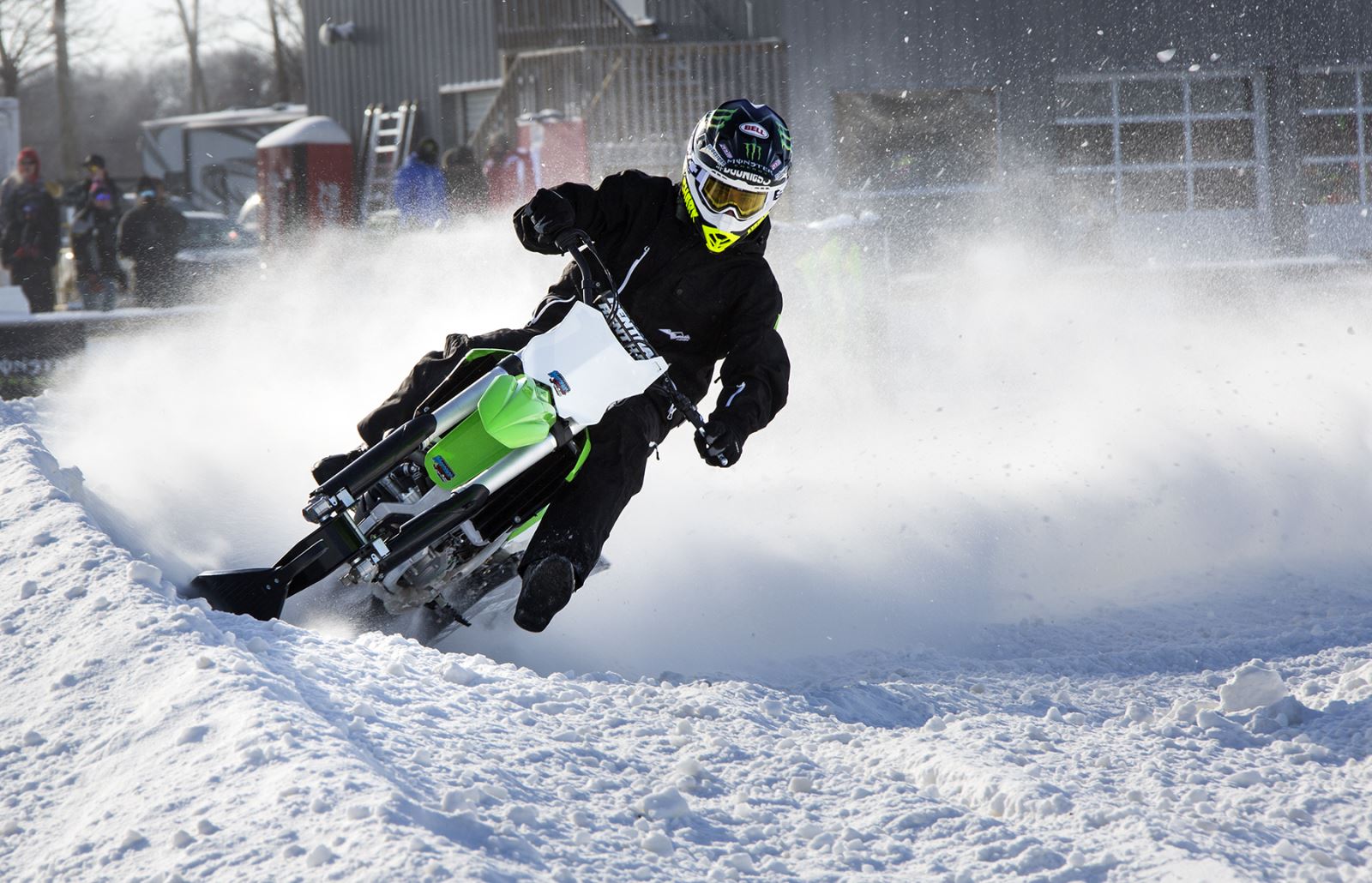 Dirt Bike снег